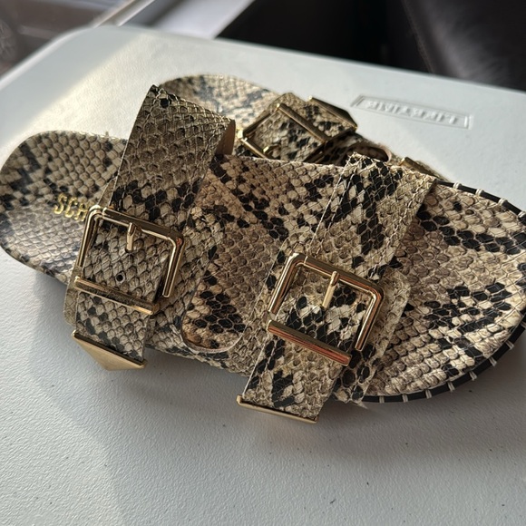 🍂🍁 NAOMI SPORTY SNAKE-EMBOSSED LEATHER SANDAL🍁🍂 SIZE 7 B - Picture 4 of 8